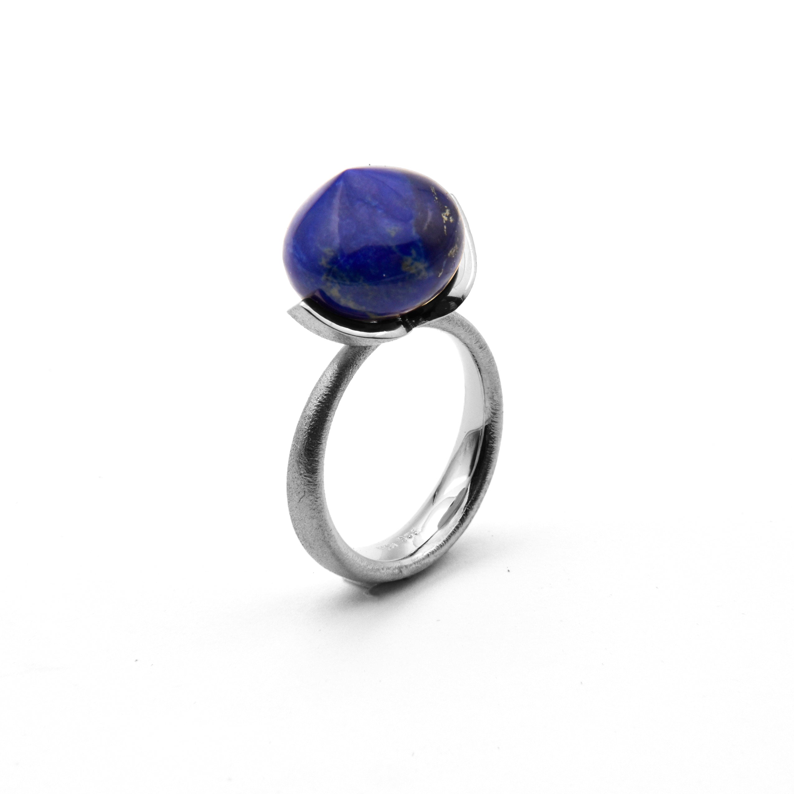 Dolce ring "big" with lapis lazuli 925/-