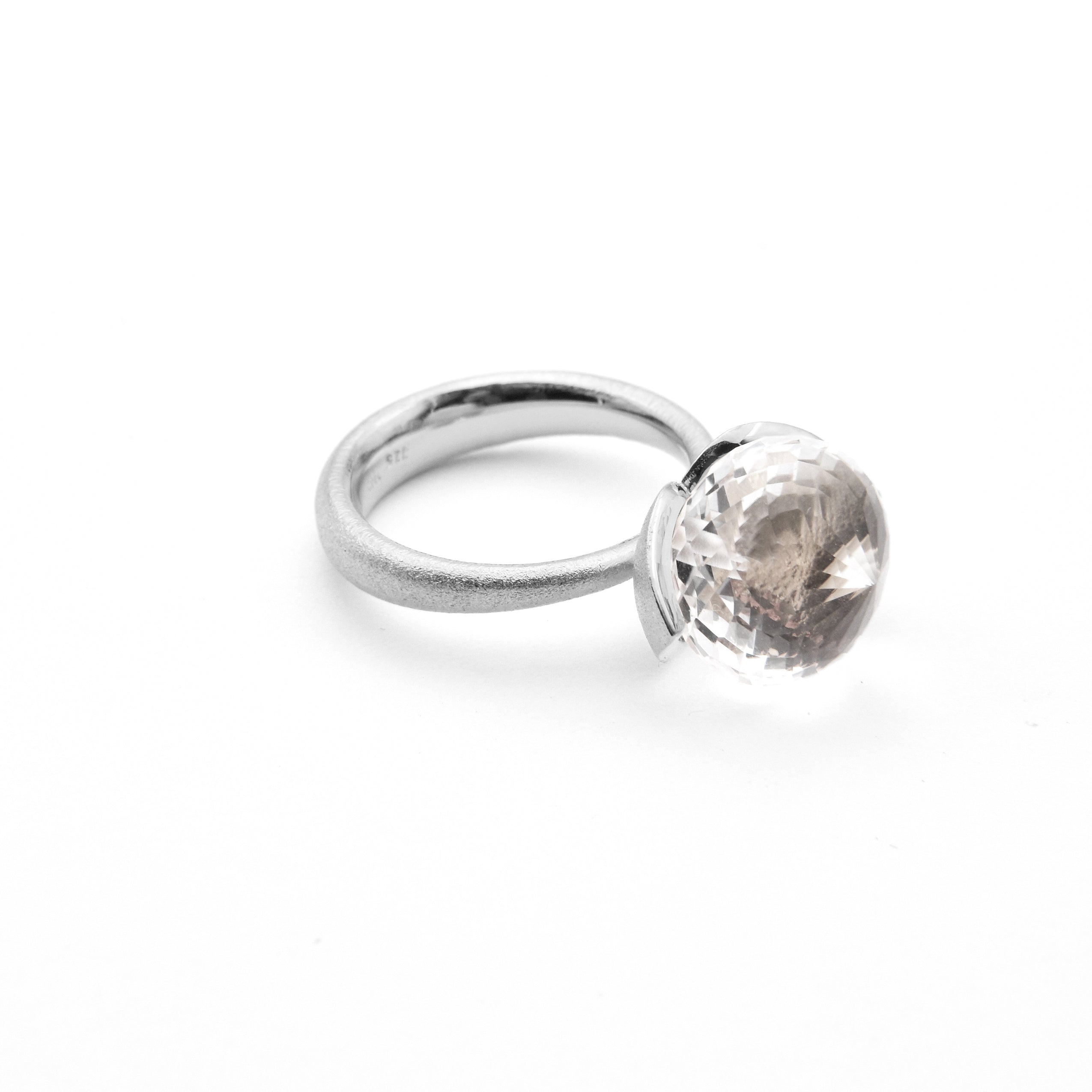 Anello Dolce "grande" con cristallo di rocca 925/-