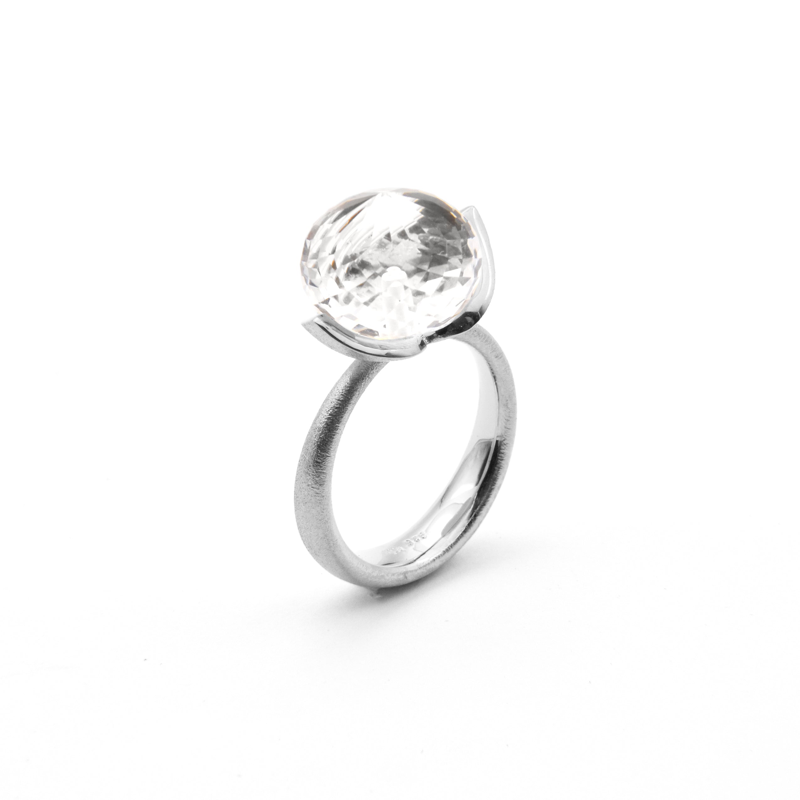 Dolce ring "groot" met bergkristal 925/-