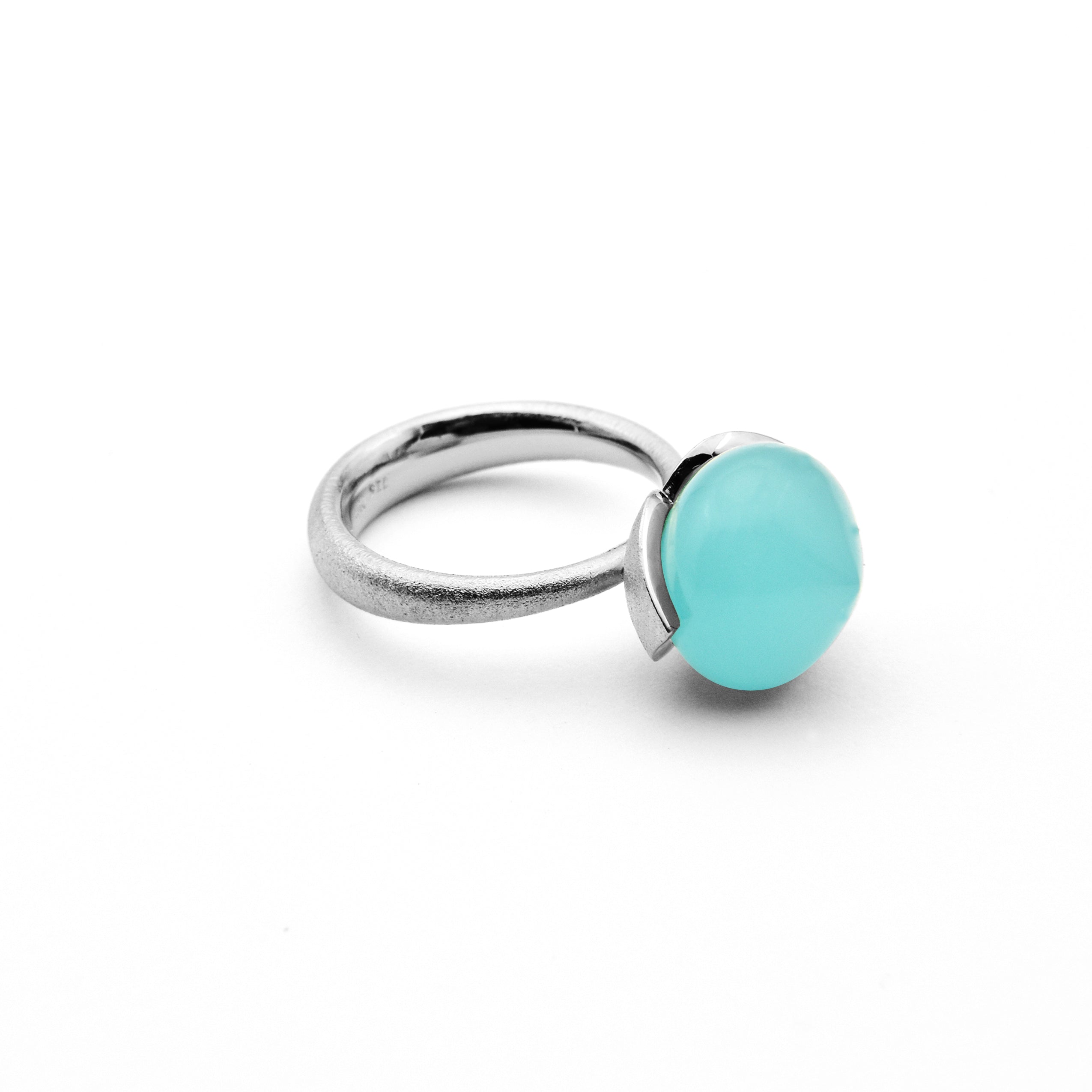 Dolce Ring "big" mit Chalcedon rec. 925/-